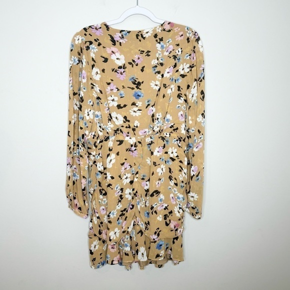 NWT Sanctuary Dreamer Georgette Floral Print  V-Neck Mini Dress - Picture 7 of 7